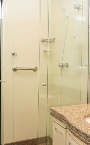 Apartamento à venda com 120m², 4 quartos e 1 vaga Apartamento à venda com 120m², 4 quartos e 1 vagaSuíte - Banheiro