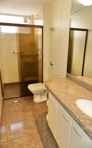 Apartamento à venda com 120m², 4 quartos e 1 vaga Apartamento à venda com 120m², 4 quartos e 1 vagaBanheiro Social
