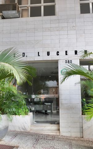 Apartamento à venda com 120m², 4 quartos e 1 vaga Apartamento à venda com 120m², 4 quartos e 1 vagaFachada do Prédio