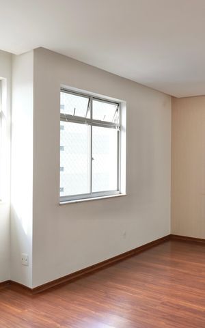 Apartamento à venda com 120m², 4 quartos e 1 vaga Apartamento à venda com 120m², 4 quartos e 1 vagaSala