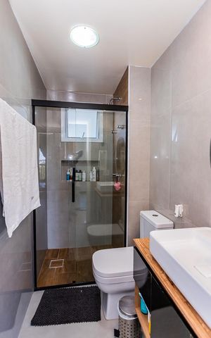 Apartamento à venda com 85m², 2 quartos e 1 vaga Apartamento à venda com 85m², 2 quartos e 1 vagaBanheiro