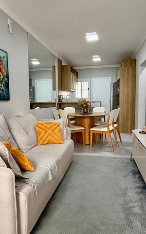 Casa à venda com 82m², 3 quartos e 3 vagas Casa à venda com 82m², 3 quartos e 3 vagasSala