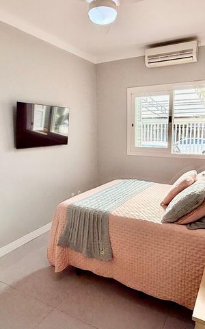Casa à venda com 82m², 3 quartos e 3 vagas Casa à venda com 82m², 3 quartos e 3 vagasQuarto 2