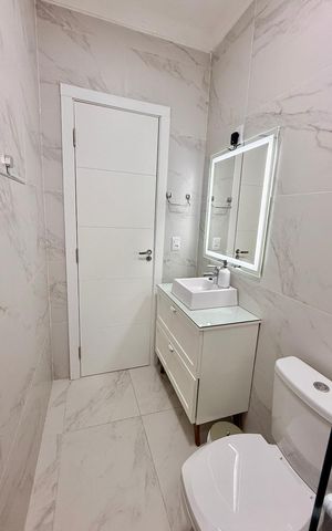 Casa à venda com 82m², 3 quartos e 3 vagas Casa à venda com 82m², 3 quartos e 3 vagasBanheiro 2