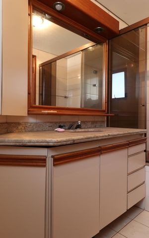 Apartamento à venda com 171m², 4 quartos e 4 vagasBanheiro da Suíte