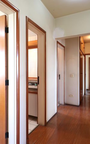 Apartamento à venda com 171m², 4 quartos e 4 vagasCorredor 