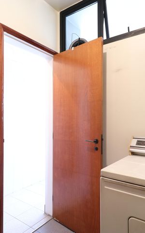 Apartamento à venda com 171m², 4 quartos e 4 vagasÁrea e banheiro de Serviço 