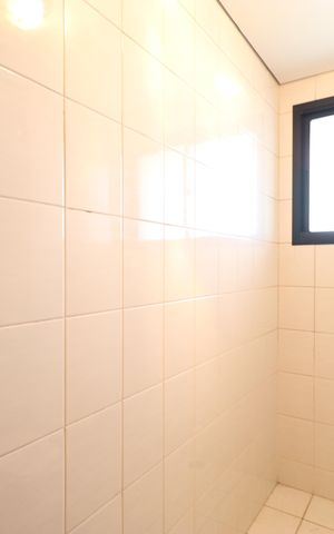 Apartamento à venda com 171m², 4 quartos e 4 vagasBanheiro Social