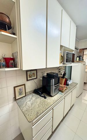 Apartamento à venda com 84m², 3 quartos e 2 vagas Apartamento à venda com 84m², 3 quartos e 2 vagasCozinha