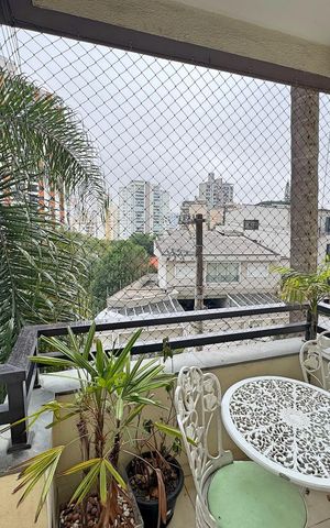 Apartamento à venda com 84m², 3 quartos e 2 vagas Apartamento à venda com 84m², 3 quartos e 2 vagasVaranda