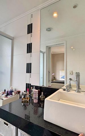 Apartamento à venda com 84m², 3 quartos e 2 vagas Apartamento à venda com 84m², 3 quartos e 2 vagasBanheiro