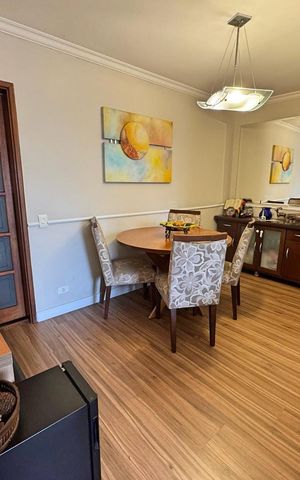 Apartamento à venda com 84m², 3 quartos e 2 vagas Apartamento à venda com 84m², 3 quartos e 2 vagasSala