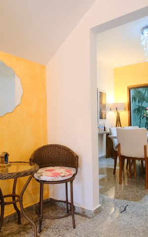 Casa à venda com 216m², 3 quartos e 1 vagaSala