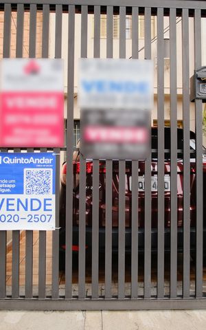 Casa à venda com 216m², 3 quartos e 1 vagaPlaca