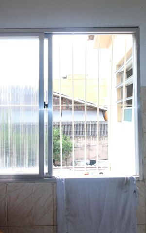 Casa à venda com 80m², 2 quartos e 1 vagaÁrea de Serviço