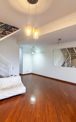 Casa de condomínio à venda com 170m², 3 quartos e 3 vagas
