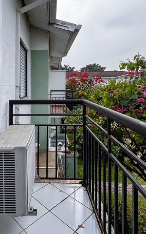 Casa de condomínio à venda com 170m², 3 quartos e 3 vagas