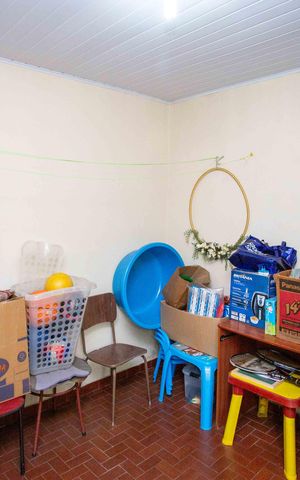 Casa à venda com 214m², 3 quartos e 4 vagasQuarto de Serviço
