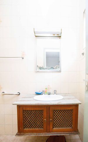 Casa à venda com 214m², 3 quartos e 4 vagasBanheiro da Suíte