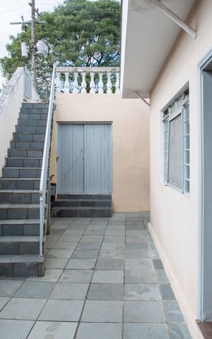 Casa à venda com 214m², 3 quartos e 4 vagasQuintal