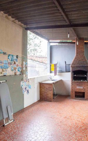 Casa à venda com 214m², 3 quartos e 4 vagasÁrea comum