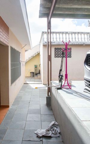 Casa à venda com 214m², 3 quartos e 4 vagasÁrea comum