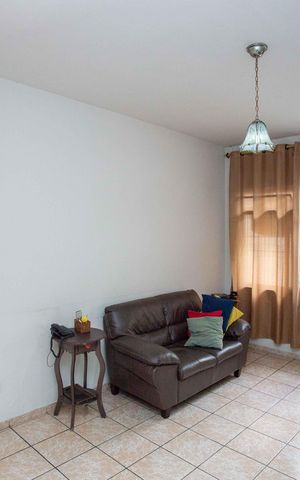 Casa à venda com 214m², 3 quartos e 4 vagasSala de TV