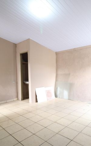 Casa para alugar com 150m², 3 quartos e 4 vagasComodo de despejo