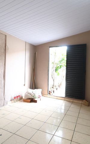 Casa para alugar com 150m², 3 quartos e 4 vagasComodo de despejo