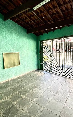 Casa à venda com 149m², 3 quartos e 2 vagasGaragem 