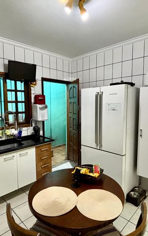 Casa à venda com 149m², 3 quartos e 2 vagasCozinha 