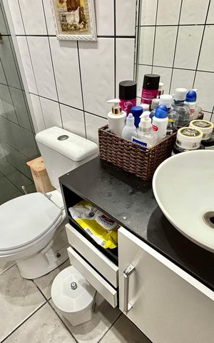 Casa à venda com 149m², 3 quartos e 2 vagasBanheiro1 