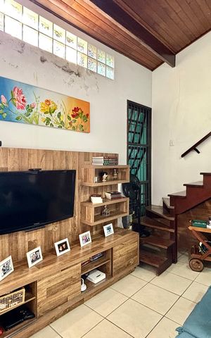 Casa à venda com 149m², 3 quartos e 2 vagasSala 