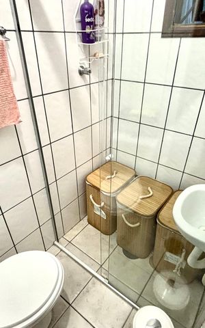 Casa à venda com 149m², 3 quartos e 2 vagasBanheiro 2