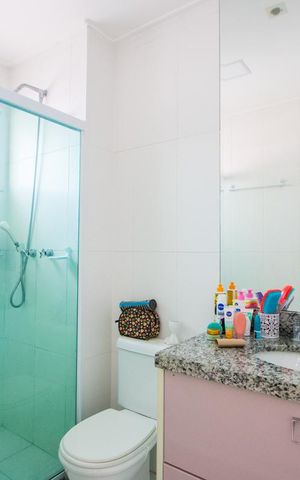 Apartamento à venda com 236m², 3 quartos e 4 vagas Apartamento à venda com 236m², 3 quartos e 4 vagasBanheiro do quarto 2