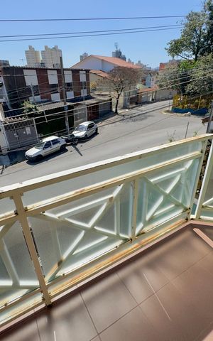 Casa à venda com 167m², 4 quartos e 4 vagas Casa à venda com 167m², 4 quartos e 4 vagasVaranda suíte 1