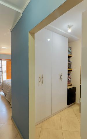 Casa à venda com 167m², 4 quartos e 4 vagas Casa à venda com 167m², 4 quartos e 4 vagasSuite 1