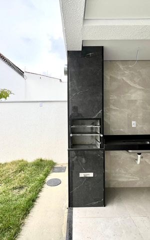 Casa à venda com 160m², 3 quartos e 2 vagas Casa à venda com 160m², 3 quartos e 2 vagasChurrasqueira