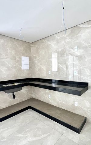 Casa à venda com 160m², 3 quartos e 2 vagas Casa à venda com 160m², 3 quartos e 2 vagasCozinha