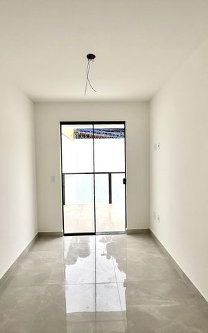 Casa à venda com 160m², 3 quartos e 2 vagas Casa à venda com 160m², 3 quartos e 2 vagasQuarto 2