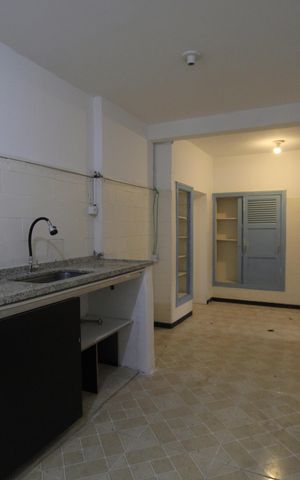 Casa à venda com 243m², 3 quartos e 2 vagasCozinha