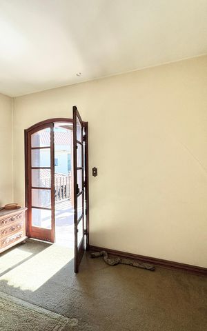 Casa para alugar com 491m², 5 quartos e 8 vagas Casa para alugar com 491m², 5 quartos e 8 vagasExtensão da Suíte 2