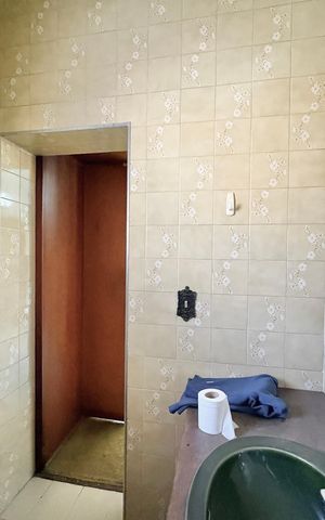 Casa para alugar com 491m², 5 quartos e 8 vagas Casa para alugar com 491m², 5 quartos e 8 vagasBanheiro da Suíte 2