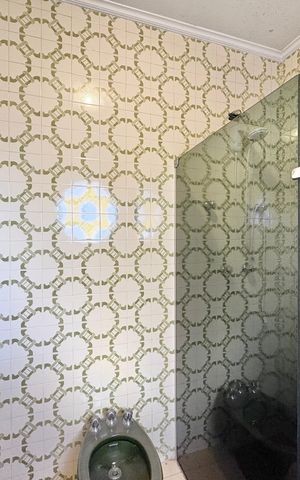 Casa para alugar com 491m², 5 quartos e 8 vagas Casa para alugar com 491m², 5 quartos e 8 vagasBanheiro da Suíte 3