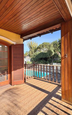 Casa para alugar com 491m², 5 quartos e 8 vagas Casa para alugar com 491m², 5 quartos e 8 vagasVaranda da Suíte 1 e 2