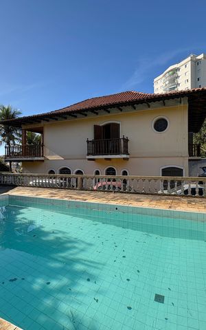 Casa para alugar com 491m², 5 quartos e 8 vagas Casa para alugar com 491m², 5 quartos e 8 vagasPiscina