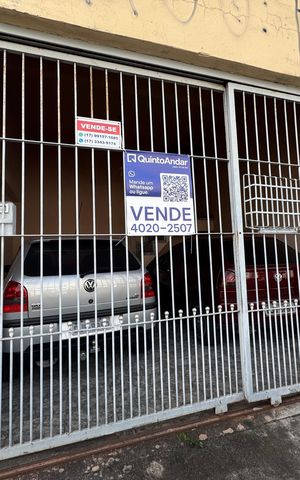 Casa à venda com 80m², 2 quartos e 2 vagasPlaca