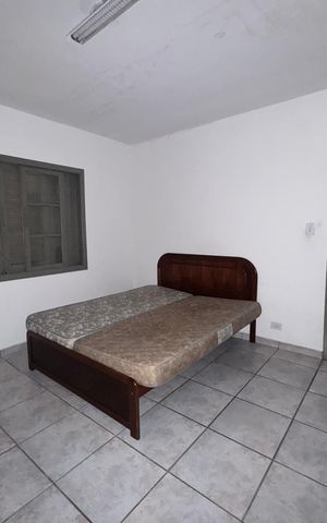 Casa à venda com 80m², 2 quartos e 2 vagasSuíte 
