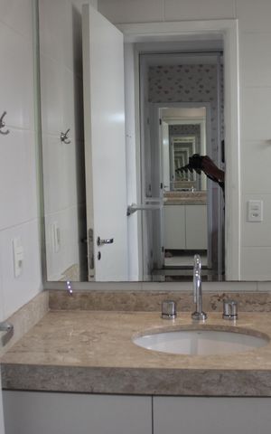 Apartamento à venda com 116m², 2 quartos e 2 vagasBanheiro da Suíte 1