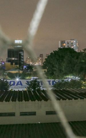 Apartamento para alugar com 70m², 2 quartos e 1 vaga Apartamento para alugar com 70m², 2 quartos e 1 vagaVista do Quarto 2
